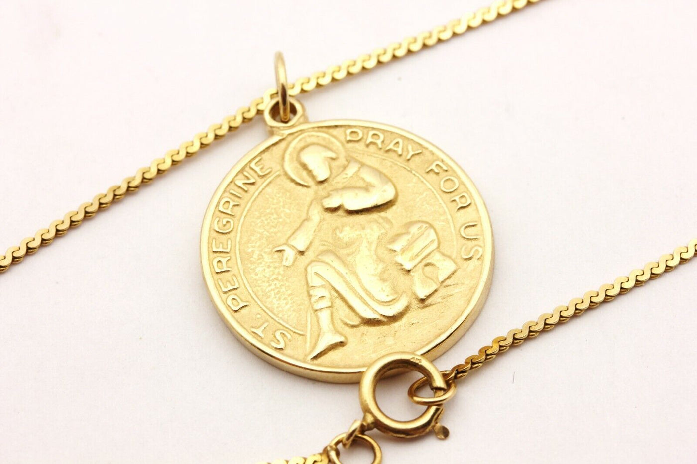14k yellow gold St Perigrine pendant serpentine chain necklace 24 inch 11.8g